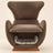 SAMMEN CAFÉ COZYLOW — fauteuil café avec niche intégrée pour animal, photographie de face